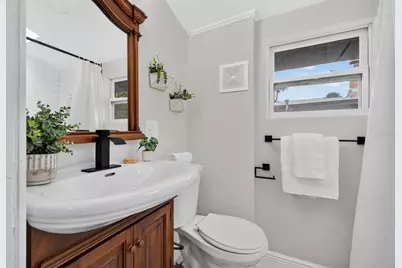 629 6th Avenue N, Saint Petersburg, FL 33701 - Photo 21