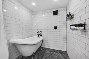 629 6th Ave N, Saint Petersburg, FL 33701 - Photo 19