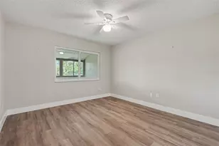 1502 16th Cir SE, Largo, FL 33771 - Photo 21
