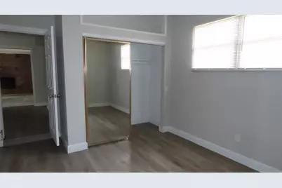 12208 105th Street, Largo, FL 33773 - Photo 11