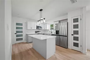 3206 Las Brisas Dr, Riverview, FL 33578 - Photo 13