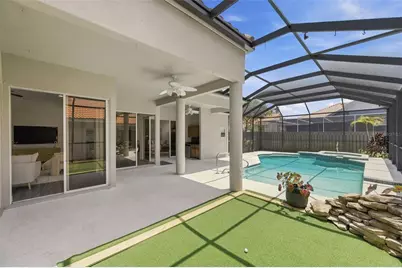 980 Live Oak Avenue NE, Saint Petersburg, FL 33703 - Photo 37