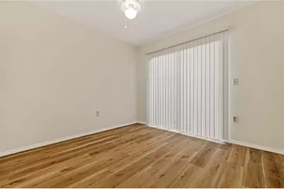 7607 Glades Court, Tampa, FL 33637 - Photo 7