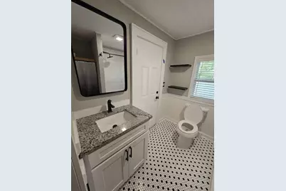 1035 9th Avenue S, Saint Petersburg, FL 33705 - Photo 13