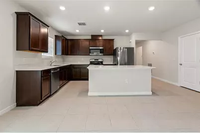 30309 Marquette Avenue, Wesley Chapel, FL 33545 - Photo 7