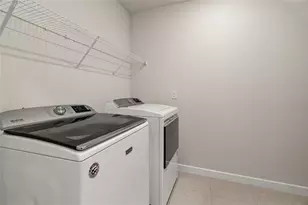 30309 Marquette Ave, Wesley Chapel, FL 33545 - Photo 27