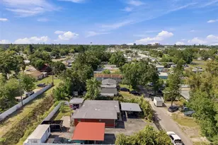 2908 18th St W, Bradenton, FL 34205 - Photo 41