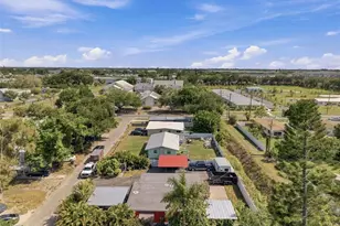2908 18th St W, Bradenton, FL 34205 - Photo 43