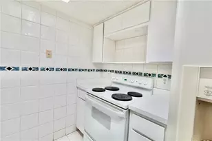 4718 Christa Ct, Tampa, FL 33614 - Photo 5
