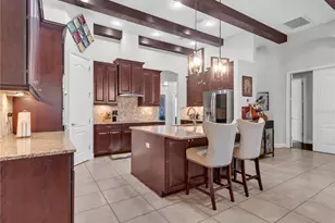 32430 Silvercreek Way, Wesley Chapel, FL 33545 - Photo 13