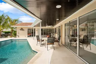 1924 Michigan Ave NE, Saint Petersburg, FL 33703 - Photo 57