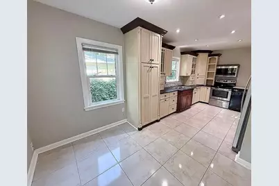 2434 9th Avenue N, Saint Petersburg, FL 33713 - Photo 3