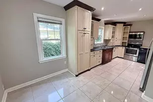 2434 9th Ave N, Saint Petersburg, FL 33713 - Photo 3