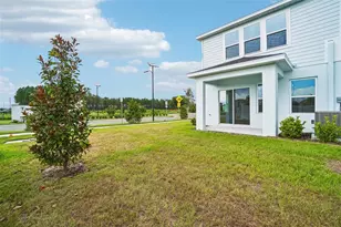 6844 Holcombe Down Dr, Zephyrhills, FL 33541 - Photo 35