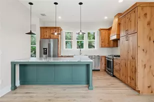 2540 1st Ave N, Saint Petersburg, FL 33713 - Photo 13