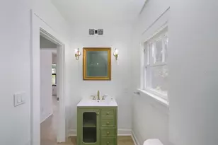 622 7th Ave N, Saint Petersburg, FL 33701 - Photo 9