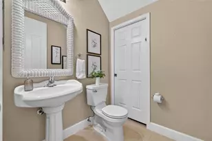 447 13th Ave N, Saint Petersburg, FL 33701 - Photo 21