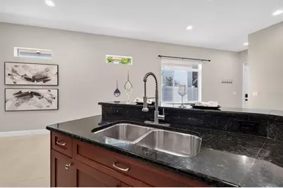 447 13th Avenue N, Saint Petersburg, FL 33701 - Photo 15