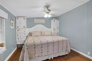 36419 Bonney Dr, Zephyrhills, FL 33541 - Photo 19