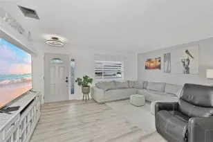 1739 Coco Palm Cir, Sun City Center, FL 33573 - Photo 9