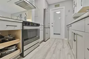 1739 Coco Palm Cir, Sun City Center, FL 33573 - Photo 15