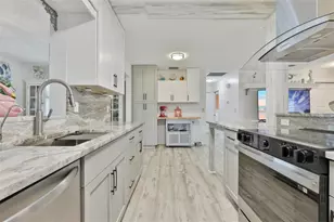 1739 Coco Palm Cir, Sun City Center, FL 33573 - Photo 37