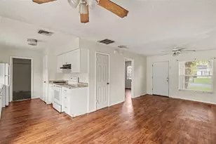 868 Aspenwood Cir, Kissimmee, FL 34743 - Photo 9