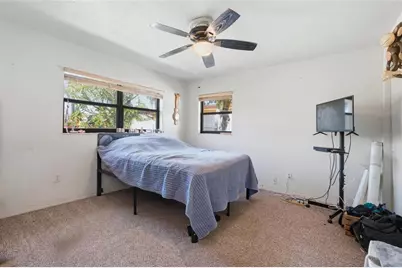 412 Hermosita Drive, Saint Petersburg, FL 33706 - Photo 17