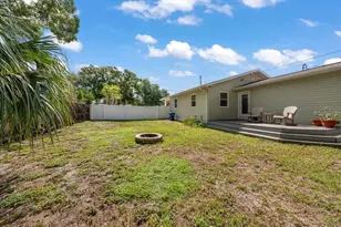 401 Dempsey Rd, Palm Harbor, FL 34683 - Photo 27