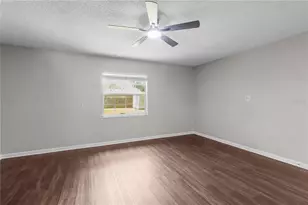 2417 Roslyn Ln, Lakeland, FL 33812 - Photo 3