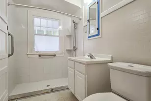 2135 Burlington Ave N, Saint Petersburg, FL 33713 - Photo 13