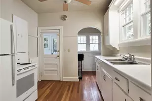 2135 Burlington Ave N, Saint Petersburg, FL 33713 - Photo 9