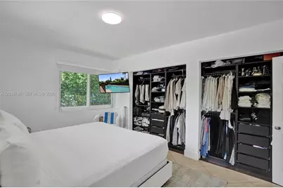 2025 Alamanda Drive, North Miami, FL 33181 - Photo 21