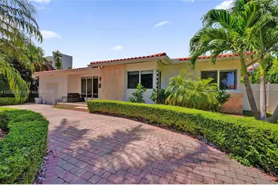 2025 Alamanda Drive, North Miami, FL 33181 - Photo 1