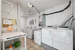 5973 Terrace Park Dr N, Saint Petersburg, FL 33709 - Photo 35