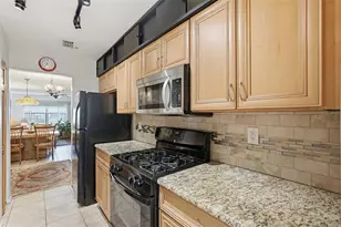 5973 Terrace Park Dr N, Saint Petersburg, FL 33709 - Photo 21