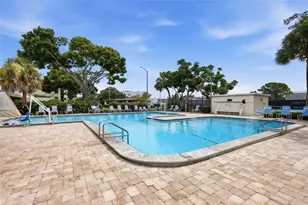 5973 Terrace Park Dr N, Saint Petersburg, FL 33709 - Photo 51
