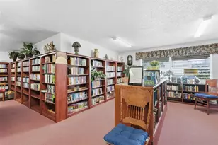 5973 Terrace Park Dr N, Saint Petersburg, FL 33709 - Photo 45