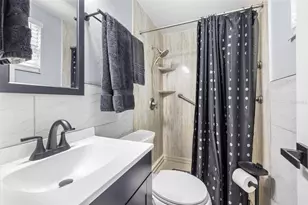 5425 47th Ave N, Saint Petersburg, FL 33709 - Photo 29