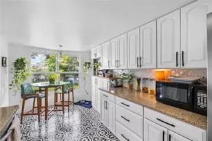 14006 81st Ave, Seminole, FL 33776 - Photo 17