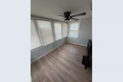 1701 14th Street S #B, Saint Petersburg, FL 33705 - Photo 3