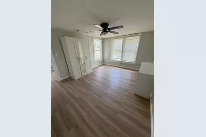 1701 14th Street S #B, Saint Petersburg, FL 33705 - Photo 5