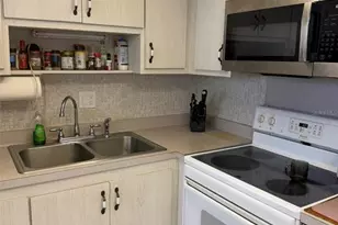 8100 Dr Martin Luther King Jr Street N, Saint Petersburg, FL 33702 - Photo 13