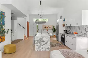 718 14th Ave S, Saint Petersburg, FL 33701 - Photo 9