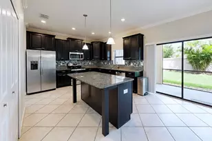 9924 Smarty Jones Dr, Ruskin, FL 33573 - Photo 25