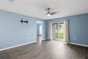 36076 Sunflower Hl Dr, Zephyrhills, FL 33541 - Photo 21