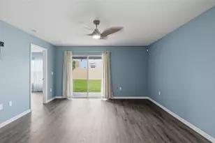 36076 Sunflower Hl Dr, Zephyrhills, FL 33541 - Photo 23