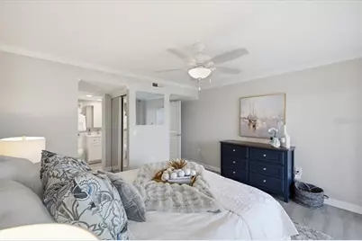 4908 38th Way S #401, Saint Petersburg, FL 33711 - Photo 23