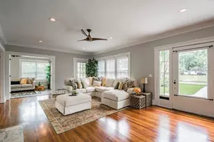 209 13th Ave N, Saint Petersburg, FL 33701 - Photo 3