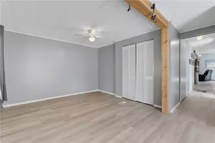 7421 Henry Dr, Land O Lakes, FL 34638 - Photo 9